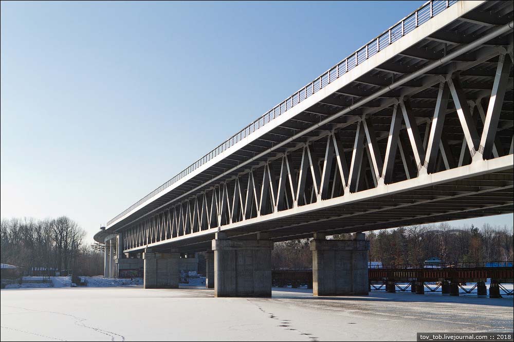 Подольский мостовой переход - трасса моста через залив