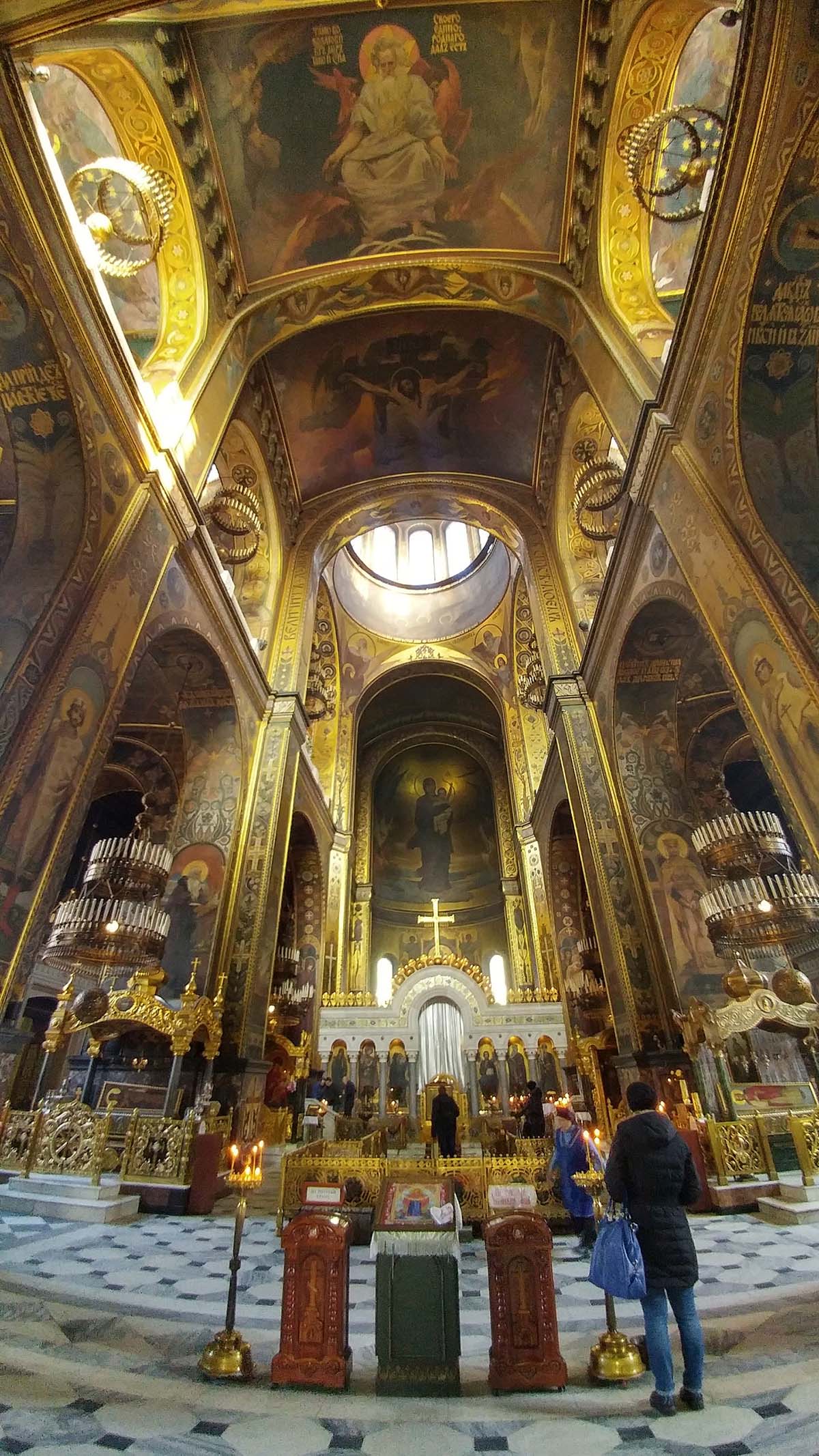 Владимирский собор - внутри