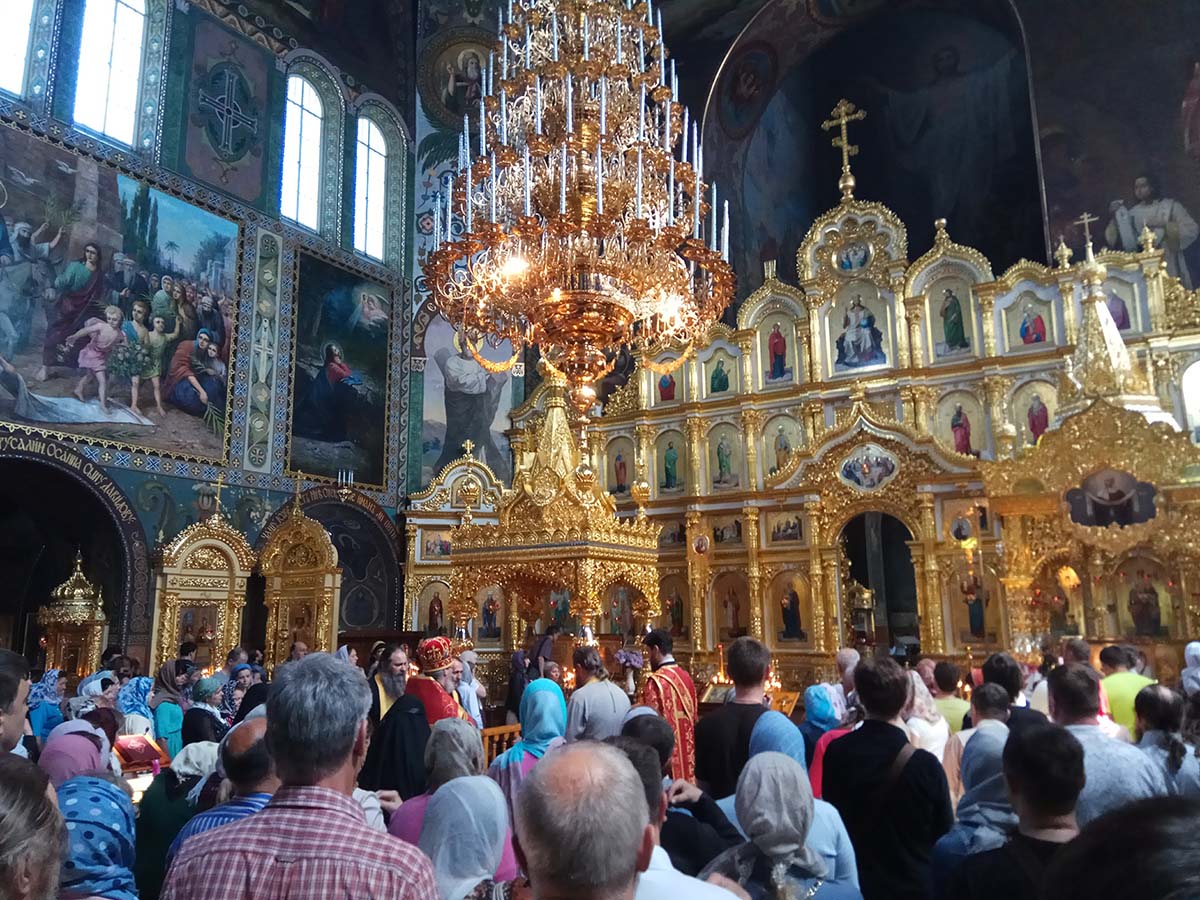 Покровский женский монастырь - внутри