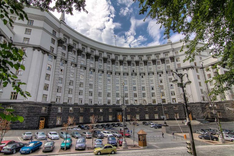 Здание кабинета министров Украины